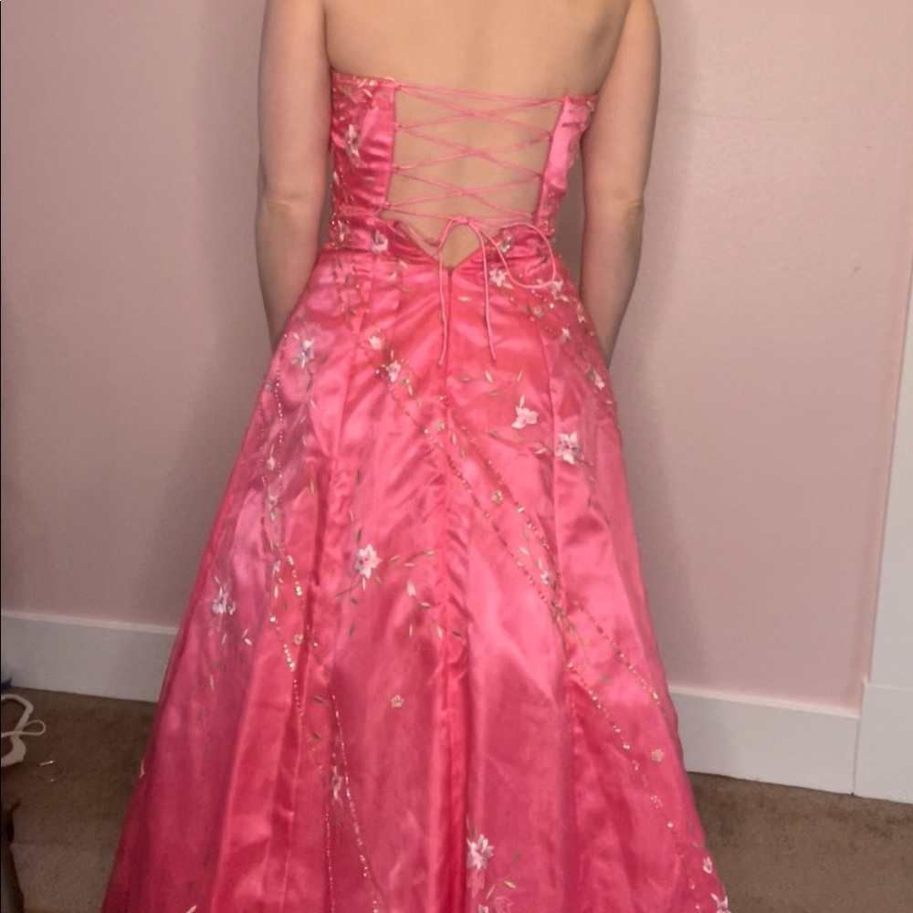 Alyce Strapless Prom Dress - Picture 3 of 12